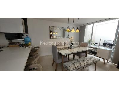 Casa de 3 alcobas en venta en Pinares, Pereira, 218 m² · foto 6 de 17