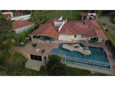 Casa en venta en Cerritos, Pereira · foto 2 de 15