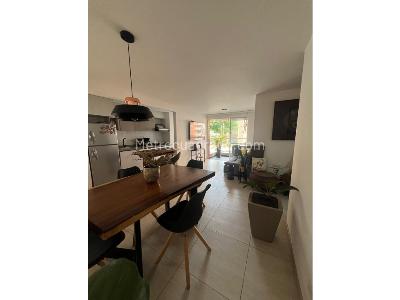 Apartamento en venta en Av, Pereira · foto 2 de 14