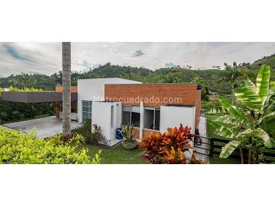 Casa en venta en Combia, Pereira · foto 2 de 20
