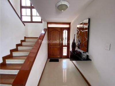 Casa de 4 alcobas en venta en Cerritos, Pereira · foto 9 de 20