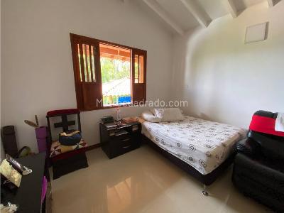 Casa de 4 alcobas en venta en Cerritos, Pereira · foto 14 de 20