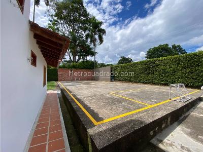 Casa de 4 alcobas en venta en Cerritos, Pereira · foto 20 de 20