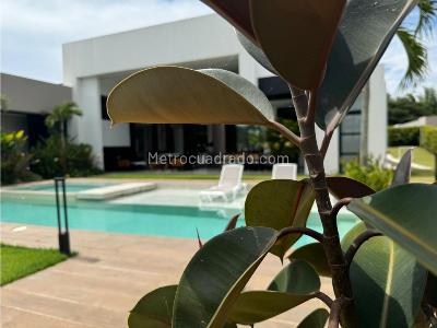 Casa de 4 alcobas en venta en Cerritos, Pereira, 2000 m² · foto 3 de 20