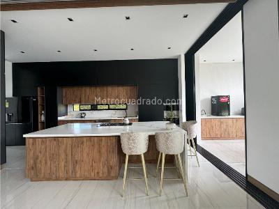 Casa de 4 alcobas en venta en Cerritos, Pereira, 2000 m² · foto 7 de 20