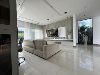 Casa de 4 alcobas en venta en Cerritos, Pereira, 2000 m² · foto 10 de 20