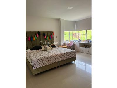Casa de 4 alcobas en venta en Via Armenia, Pereira, 1200 m² · foto 12 de 17