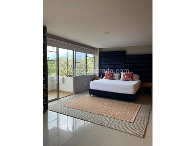 Casa de 4 alcobas en venta en Via Armenia, Pereira, 1200 m² · foto 13 de 17