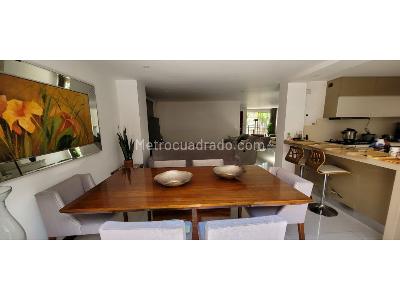 Casa de 3 alcobas en venta en Pinares, Pereira, 154 m² · foto 2 de 20
