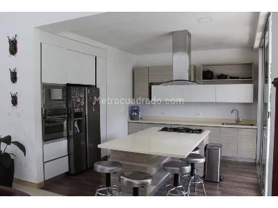 Casa en venta en Cerritos, Pereira · foto 3 de 16