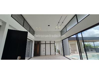 Casa de 4 alcobas en venta en Cerritos, Pereira, 1633 m² · foto 6 de 17