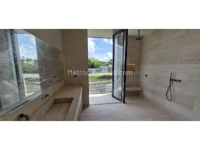 Casa de 4 alcobas en venta en Cerritos, Pereira, 1633 m² · foto 12 de 17