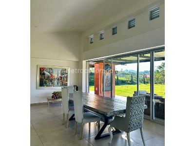 Casa de 3 alcobas en venta en Pueblito Cafetero, Pereira · foto 2 de 13
