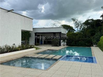 Casa en venta en Combia, Pereira · foto 2 de 20