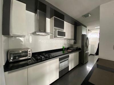 Apartamento en venta en Pinares, Pereira · foto 4 de 16