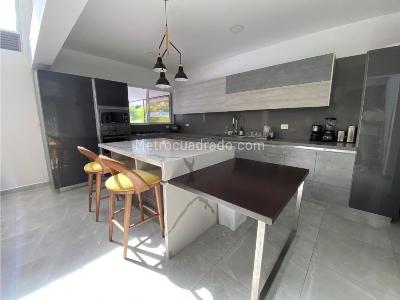 Casa de 4 alcobas en venta en Cerritos, Pereira, 400 m² · foto 7 de 20