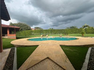 Casa en venta en Cerritos, Pereira · foto 2 de 17