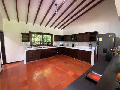 Casa de 4 alcobas en venta en Cerritos, Pereira, 1200 m² · foto 3 de 20
