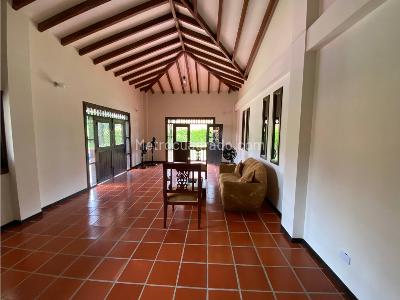 Casa de 4 alcobas en venta en Cerritos, Pereira, 1200 m² · foto 17 de 20