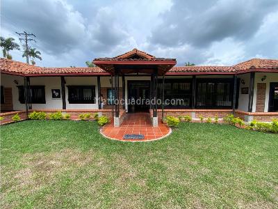 Casa de 4 alcobas en venta en Cerritos, Pereira, 1200 m² · foto 18 de 20