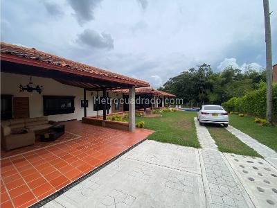 Casa de 4 alcobas en venta en Cerritos, Pereira, 1200 m² · foto 20 de 20