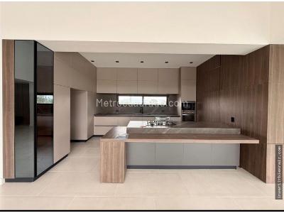 Casa en venta en Via Armenia, Pereira · foto 2 de 19