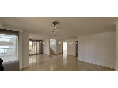 Apartamento en venta en Pinares, Pereira · foto 2 de 20