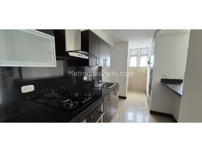Apartaestudio en venta en Pinares, Pereira, 78 m² · foto 4 de 10