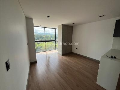 Apartamento en venta en Alamos, Pereira · foto 3 de 9