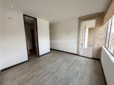 Apartamento en venta en Alamos, Pereira · foto 5 de 9