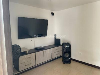 Casa de 5 alcobas en venta en Armenia, Armenia, 1721 m² · foto 8 de 13