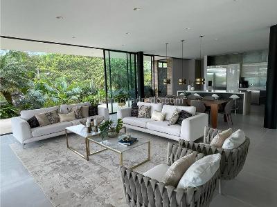 Casa de 5 alcobas en venta en Cerritos, Pereira · foto 3 de 19