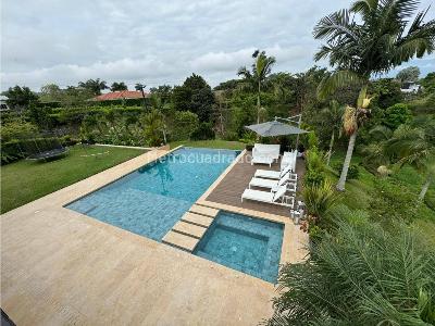 Casa de 5 alcobas en venta en Cerritos, Pereira · foto 19 de 19