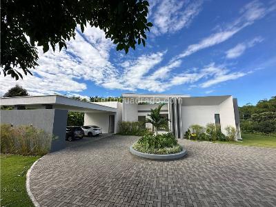 Casa de 4 alcobas en venta en Cerritos, Pereira · foto 10 de 20