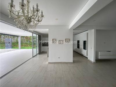Casa de 4 alcobas en venta en Pueblito Cafetero, Pereira, 1680 m² · foto 6 de 20