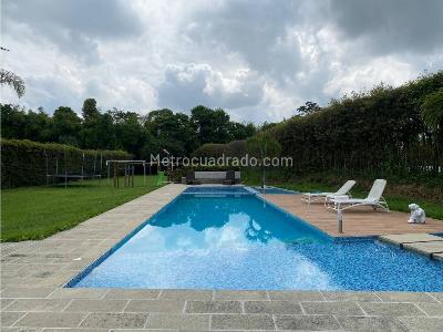 Casa de 4 alcobas en venta en Pueblito Cafetero, Pereira, 1680 m² · foto 16 de 20