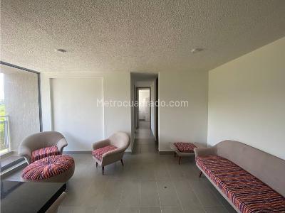 Apartamento en venta en El Poblado Ii, Pereira · foto 2 de 20