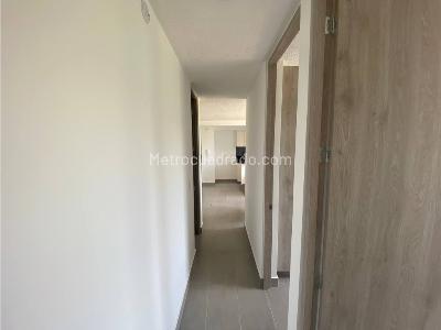 Apartamento en venta en El Poblado Ii, Pereira · foto 10 de 20