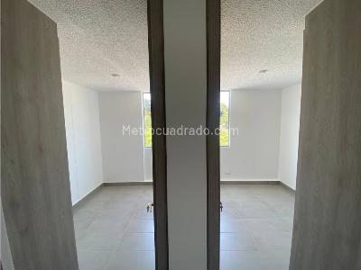 Apartamento en venta en El Poblado Ii, Pereira · foto 12 de 20