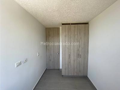Apartamento en venta en El Poblado Ii, Pereira · foto 18 de 20