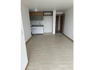 Apartamento en venta en Av, Pereira · foto 2 de 13