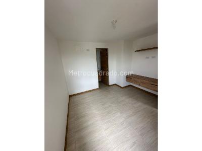 Apartamento en venta en Av, Pereira · foto 7 de 13