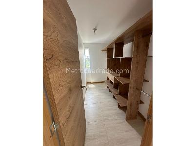 Apartamento en venta en Av, Pereira · foto 9 de 13