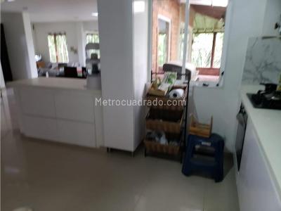 Casa en venta en Via Armenia, Pereira · foto 4 de 12