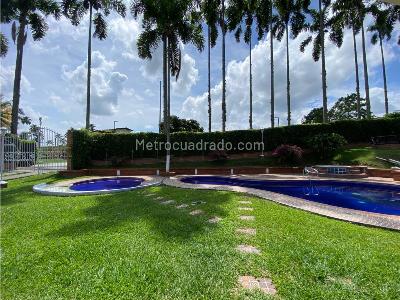 Casa de 5 alcobas en venta en Cerritos, Pereira, 1600 m² · foto 3 de 20