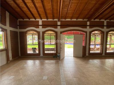 Casa de 5 alcobas en venta en Cerritos, Pereira, 1600 m² · foto 9 de 20