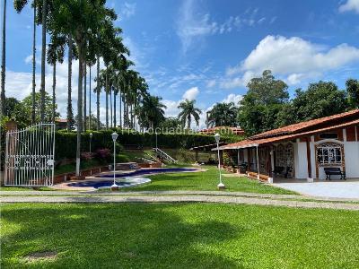 Casa de 5 alcobas en venta en Cerritos, Pereira, 1600 m² · foto 16 de 20