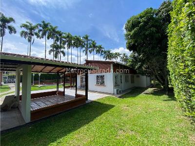 Casa de 5 alcobas en venta en Cerritos, Pereira, 1600 m² · foto 17 de 20