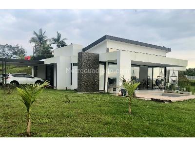 Casa en venta en Via Armenia, Pereira · foto 2 de 8