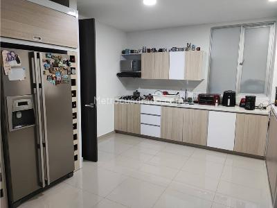 Casa de 4 alcobas en venta en El Tigre, Pereira, 1700 m² · foto 3 de 12